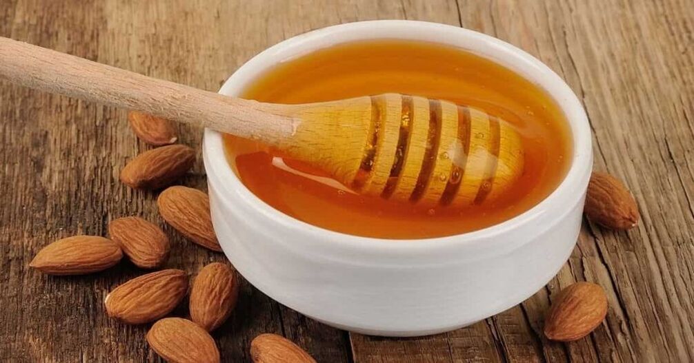 hunajaa ja pähkinöitä tehon lisäämiseksi